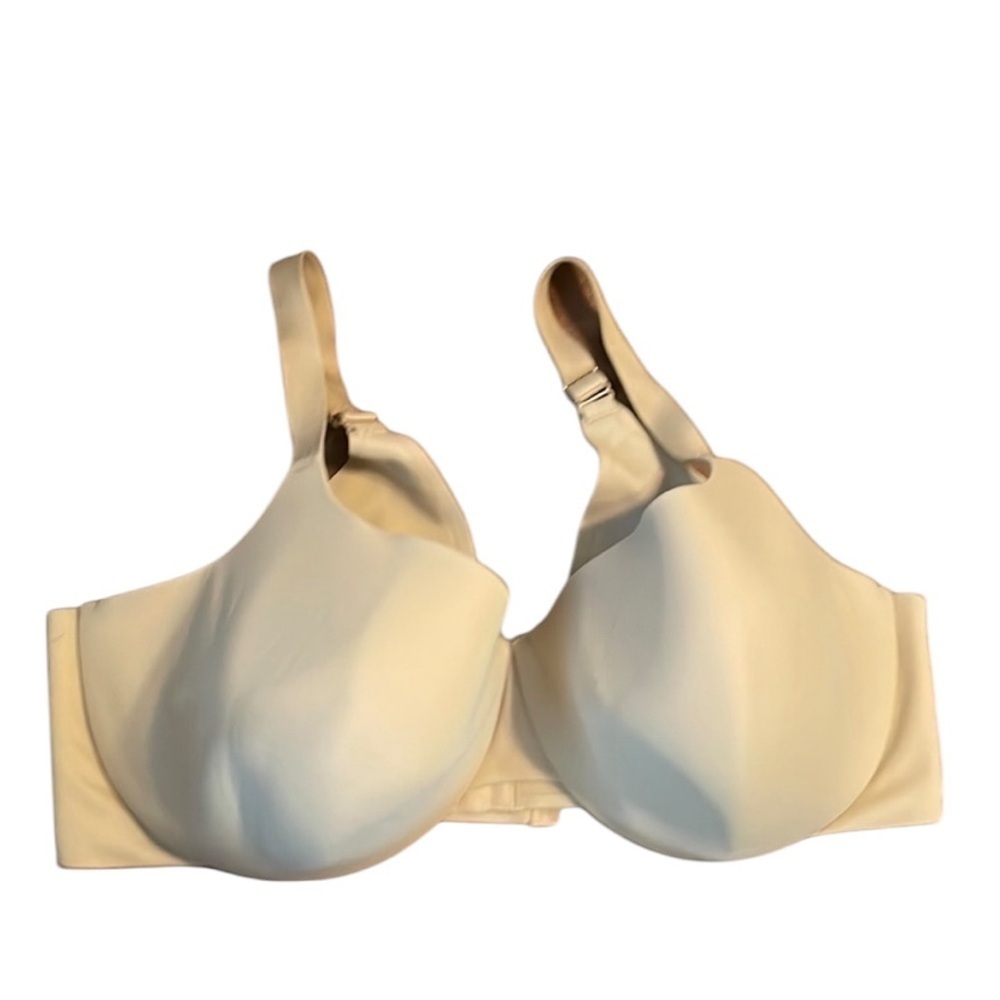 Cacique underwire smoothing bra - nude color - size 46DDD